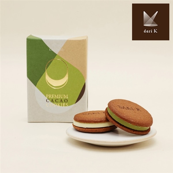 カカオサンドクッキー２枚（ホワイト・抹茶）【dari K】